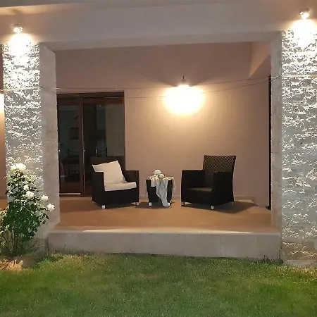 Teidi With Pool Apartment Ližnjan